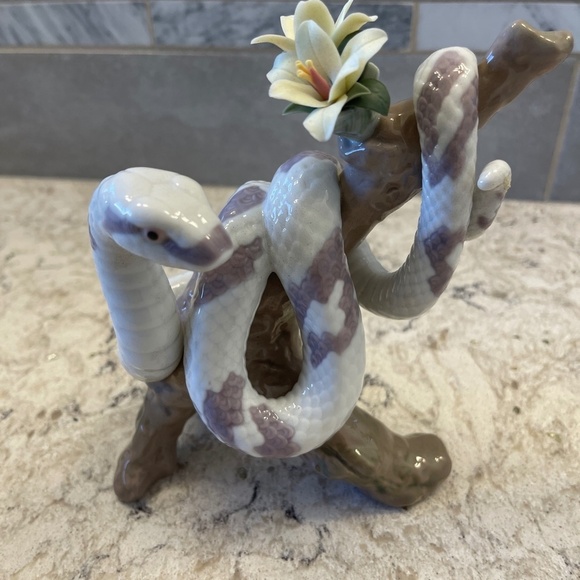 Lladro‎ -The Snake- The Chinese Zodiac Collection - Picture 7 of 15